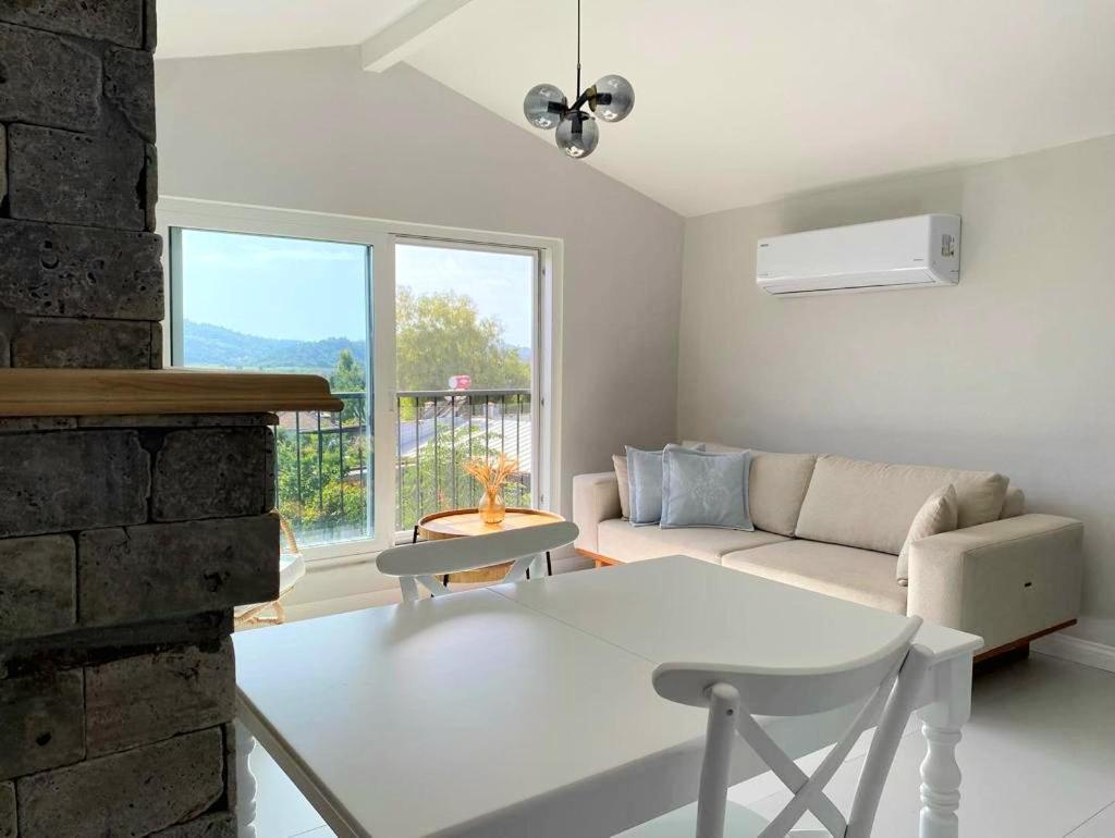 Airport Blue Eye Apartment Dalaman Best Location Also Suitable For Day Rentals Ideal For Air Travelers, 5 Km Close To Airport Esterno foto